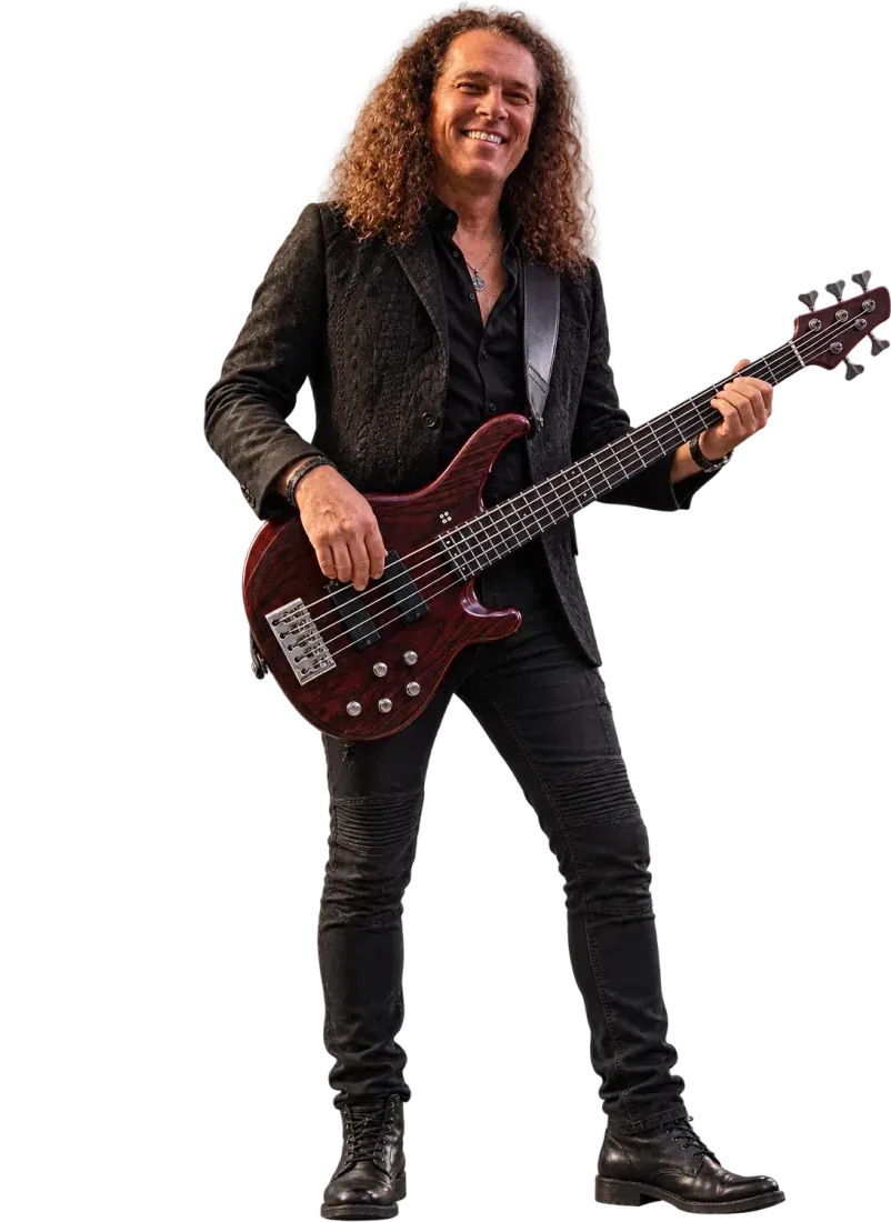 Stefan Konrad – Bass, Percussion, Gesang